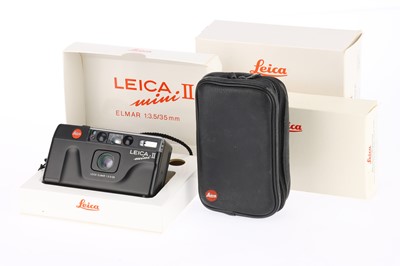 Lot 226 - A Leica Mini II with Data Back 35mm Compact Camera