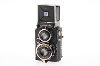 Lot 171 - A Voigtlander Superb Medium Format TLR Camera