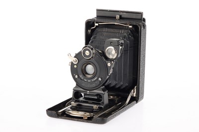 Lot 209 - An ICA Victrix Folding Camera