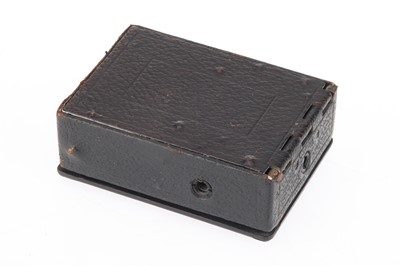 Lot 203 - An Ernemann Heag XV Folding Camera