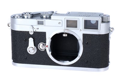 Lot 38 - A Leica M3 Rangefinder Body
