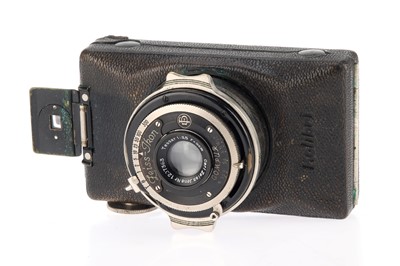 Lot 208 - A Zeiss Ikon Kolibri Viewfinder Camera