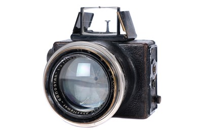 Lot 241 - An Ernemann 'Er-Nox' Ermanox 4.5x6cm Camera