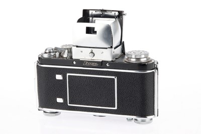 Lot 90 - An Exakta Varex IIa 35mm SLR Camera