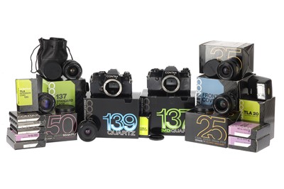 Lot 91 - A Selection of Contax 35mm Cameras