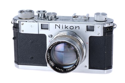 Lot 158 - A Nikon S Rangefinder Camera