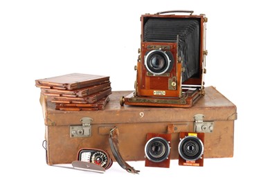 Lot 317B - A Gandolfi Half Plate Mahogany & Brass Camera Outfit