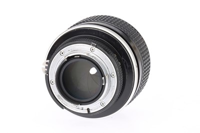 Lot 453 - A Nikon Nikkor f/1.4 85mm AI-S Lens