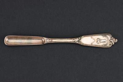 Lot 85 - A Victorian Silver Private Die Marrow Scoop