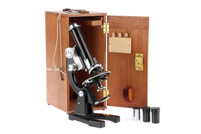 Lot 113 - Classic Microscopy - Swift Petrological Microscope