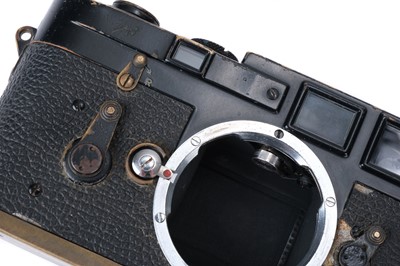 Lot 40 - A Leica M3 'First Batch' Black Paint Rangefinder Body