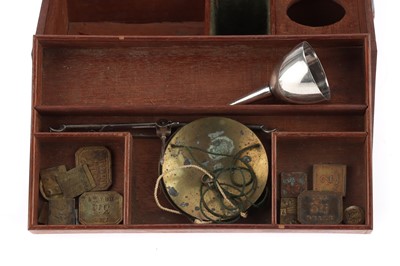 Lot 40 - A 19th Century Domestic Medicine Chest