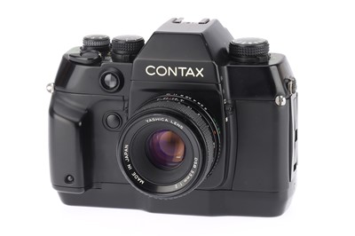 Lot 271 - A Contax AX 35mm SLR Camera