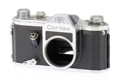 Lot 61 - A Contax S model C 35mm SLR Camera Body