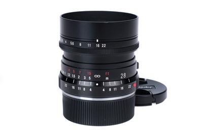 Lot 138 - A Voigtlander Ultron f/2 28mm Lens