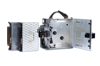 Lot 279 - A Newman Sinclair Auto Kine 35mm Motion Picture Camera