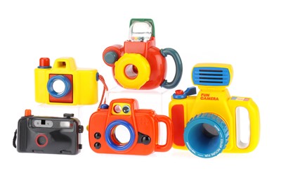 Lot 470 - A Selection of Camera Styled Toys