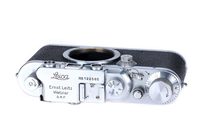 Lot 12 - A Leica IIIc 'Bright Chrome' Rangefinder Body