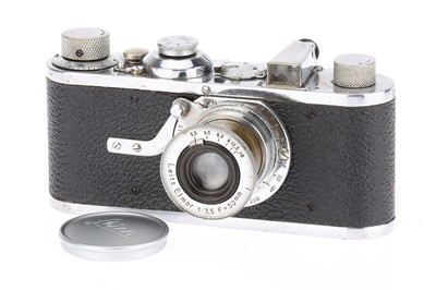 Lot 15 - A Leica I Model A 35mm Camera
