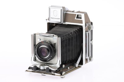 Lot 383 - A Linhof Super Technika IV 6x9cm Medium Format Camera