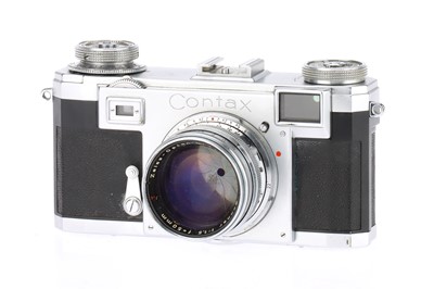 Lot 103 - A Zeiss Ikon Contax IIa 35mm Rangefinder Camera