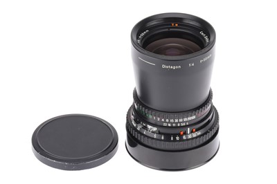 Lot 591 - A Carl Zeiss Distagon T* Hasselblad f/4 50mm Lens