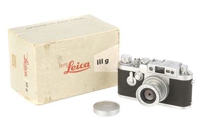 Lot 22 - A Leica IIIg Rangefinder Camera