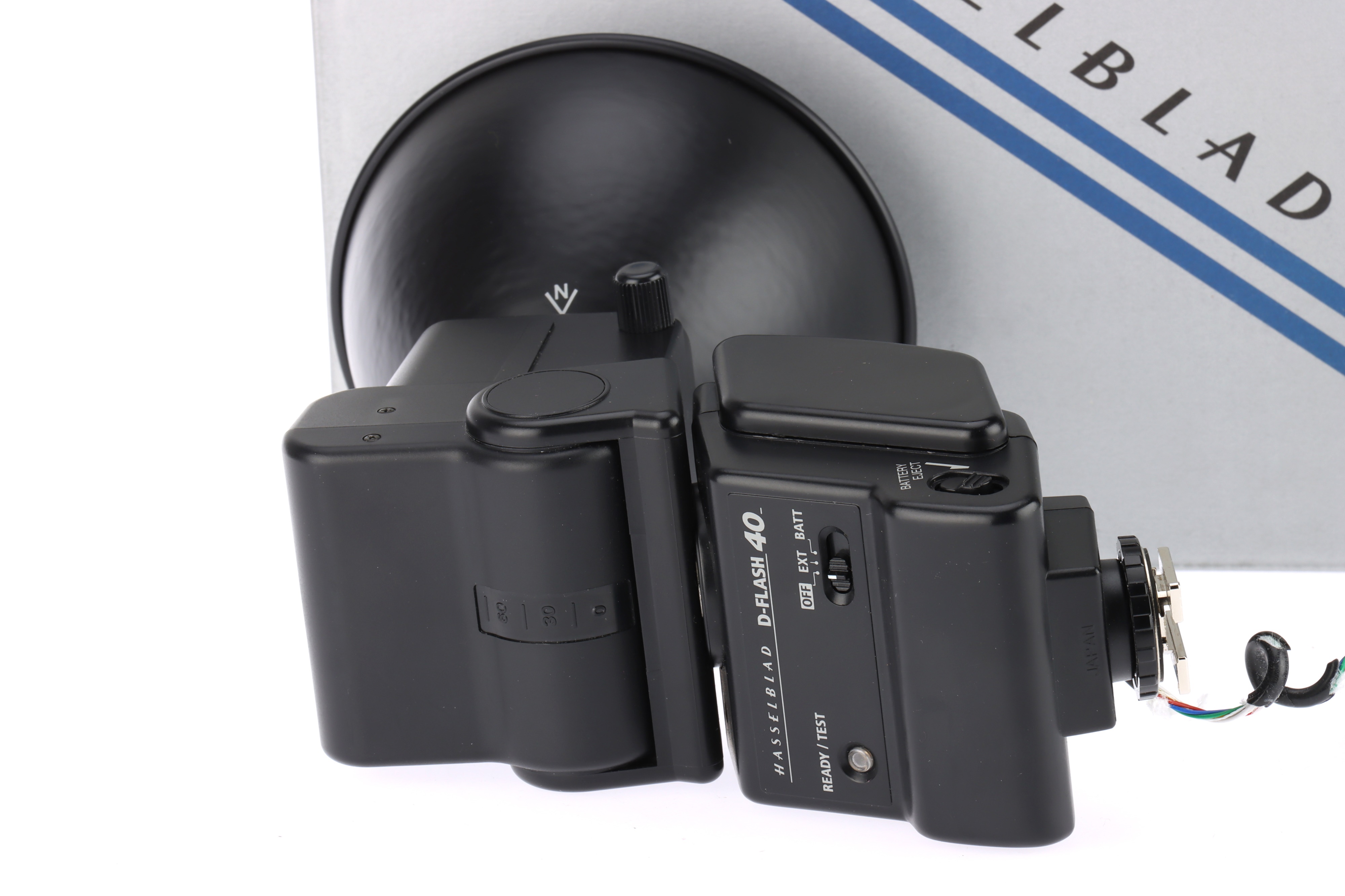 Lot 903 - A Hasselblad D-Flash 40 Flashgun