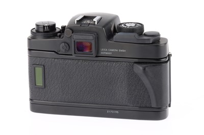 Lot 66 - A Leica R7 35mm SLR Camera Body