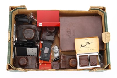 Lot 89 - A Selection of Leica Related Accessories and Photographica