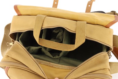 Lot 909 - A Billingham Camera Bag