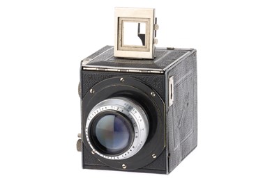 Lot 379 - A Curt Bentzin Primarflex Medium Format Reflex Camera