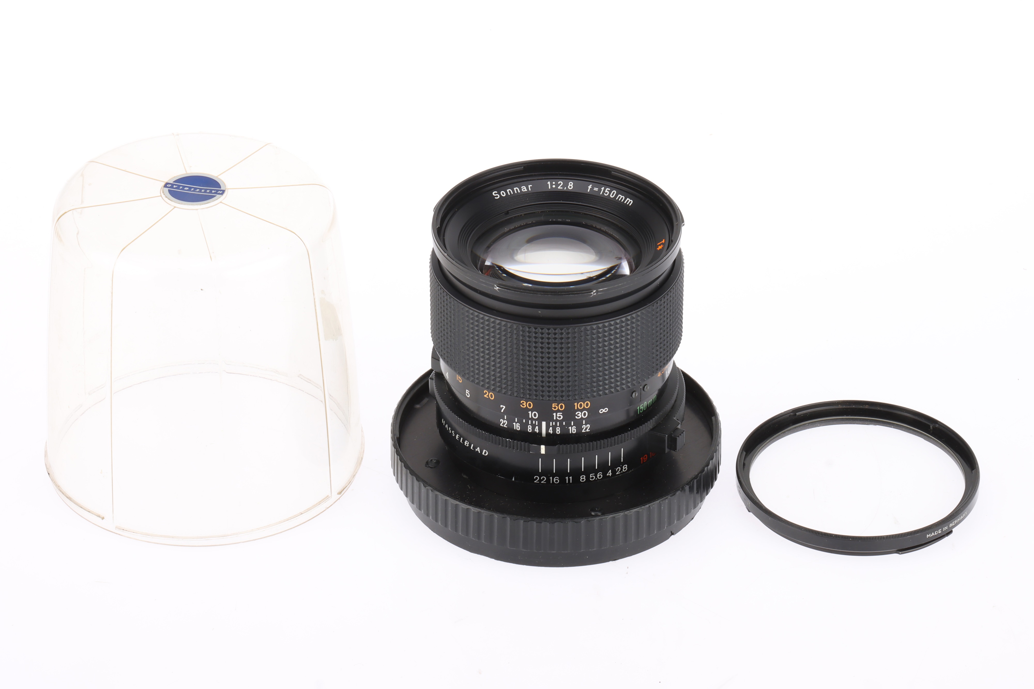 Lot 789 - A Carl Zeiss Sonnar T* Hasselblad f/2.8