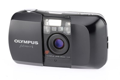 Lot 343 - An Olympus mju-I 35mm Compact Film Camera