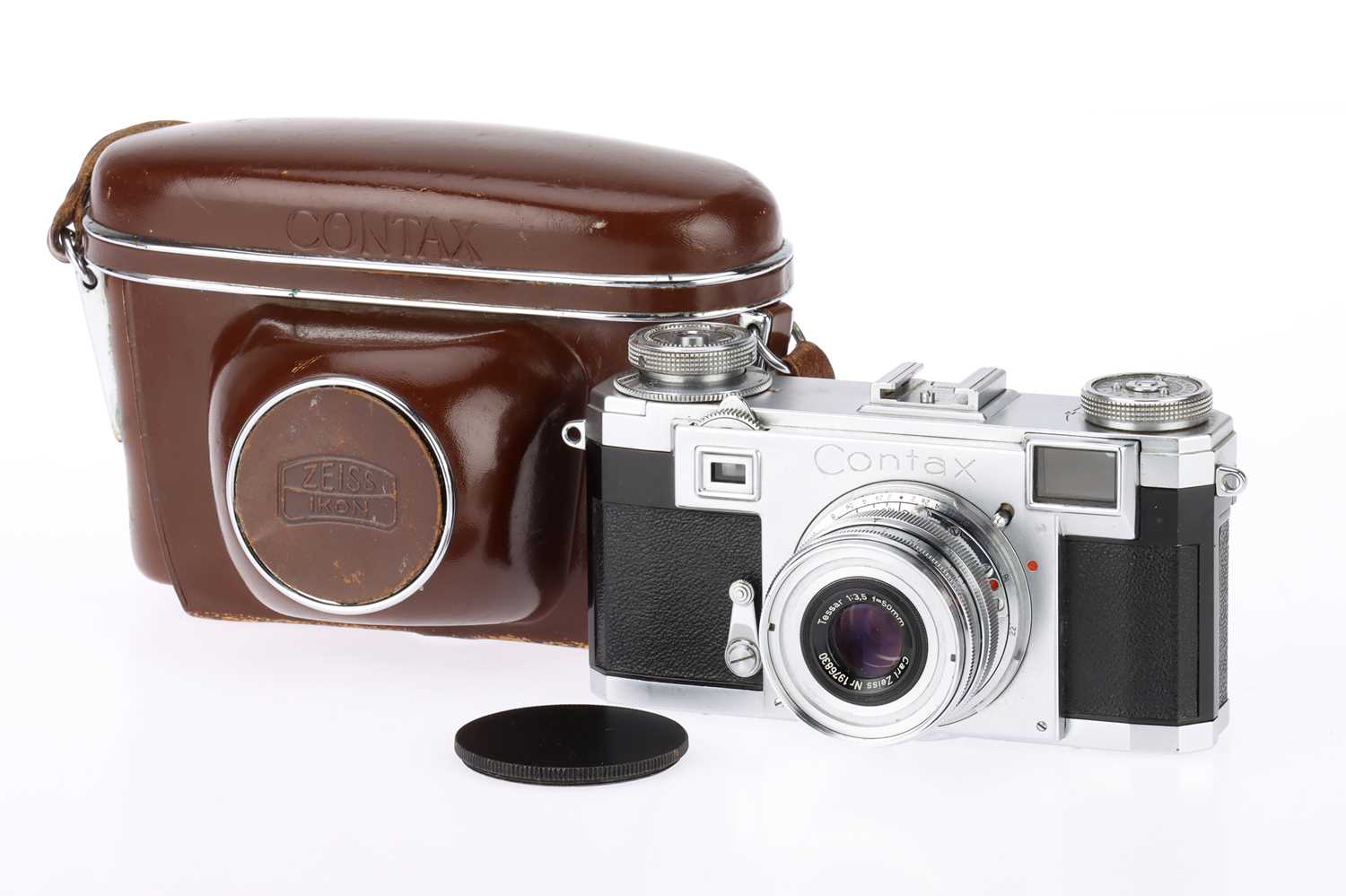 Lot 118 - A Zeiss Ikon Contax IIa 35mm Rangefinder Camera