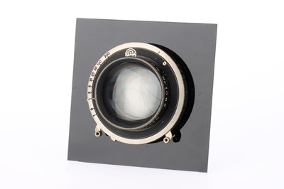 Lot 696 - An Oskar Mikut 130mm Lens and Shutter