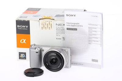 Lot 553 - A Sony NEX-5 Digital Camera