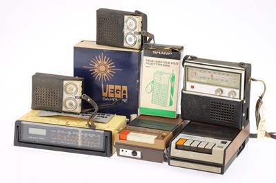 Lot 1334 - A Mixed Selection of Audio Devices