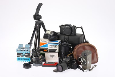 Lot 513 - A Selection of Film Cameras and Photographica