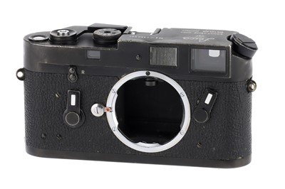 Lot 41A - A Leica M4 Rangefinder Body