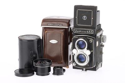 Lot 398 - A Yashica-635 Medium Format TLR Camera