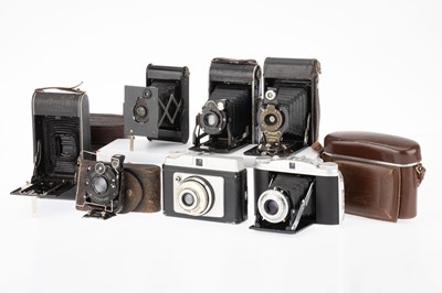 Lot 494 - A Group of Folding Cameras