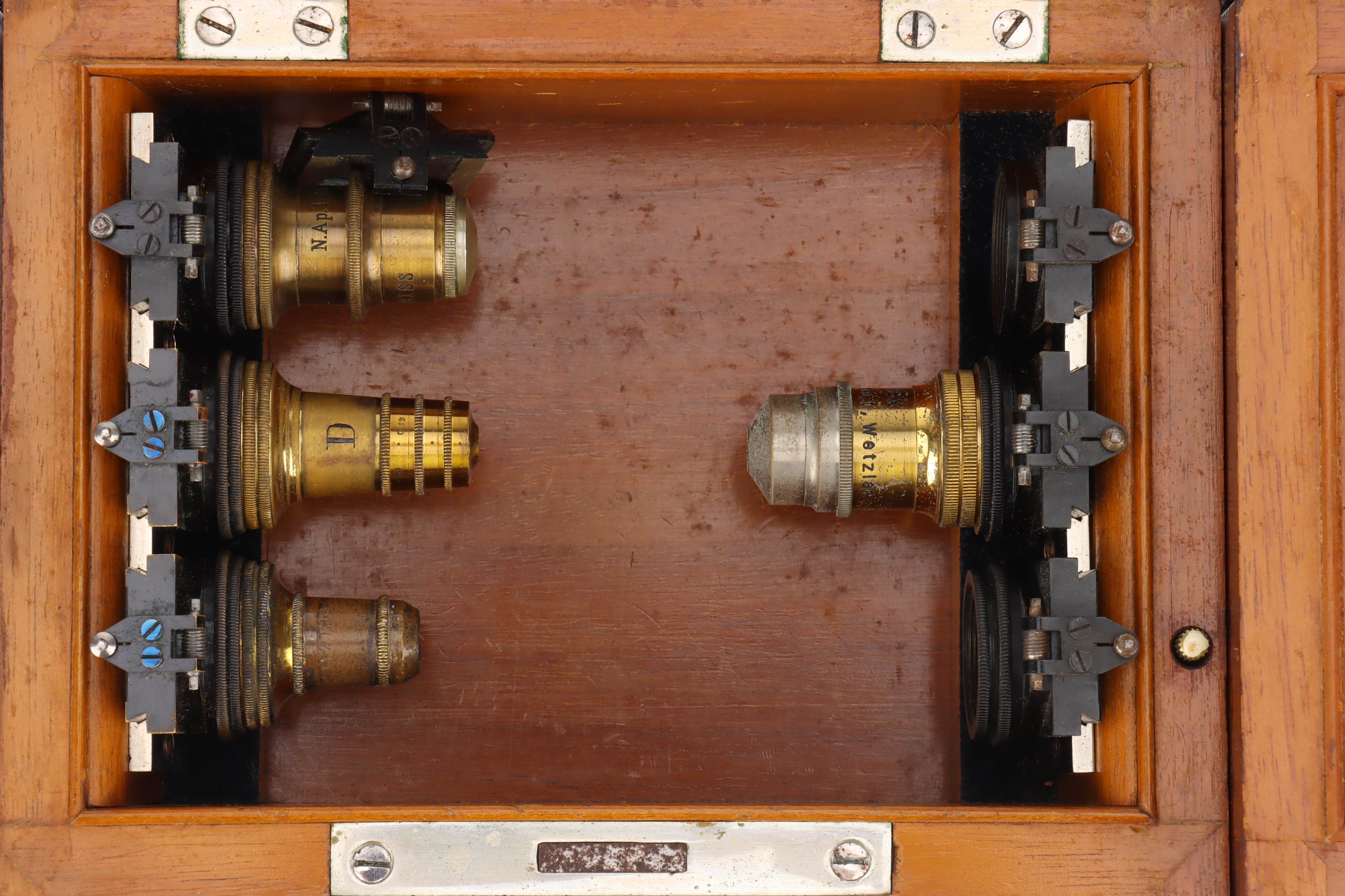 Lot 1110 - Zeiss Microscope Objective Boxes,