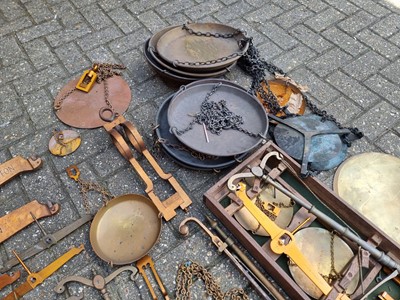 Lot 1150 - A Large Collection of Spare Beam Scale Parts