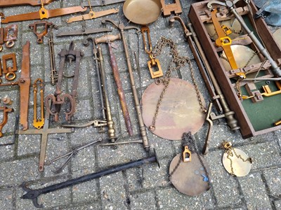Lot 1150 - A Large Collection of Spare Beam Scale Parts