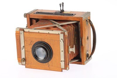 Lot 447 - A Contessa-Nettel Duckrullo Tropen Folding Strut Camera