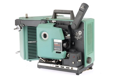 Lot 869 - A Bell & Howell TQIII Specialist 16mm Sound Projector