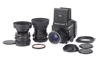 Lot 407 - A Mamiya RB67 Pro-S Medium Format Film Camera Outfit