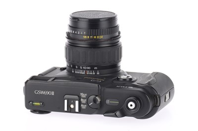 Lot 386 - A Fuji GSW6900 III Professional Medium Format Camera