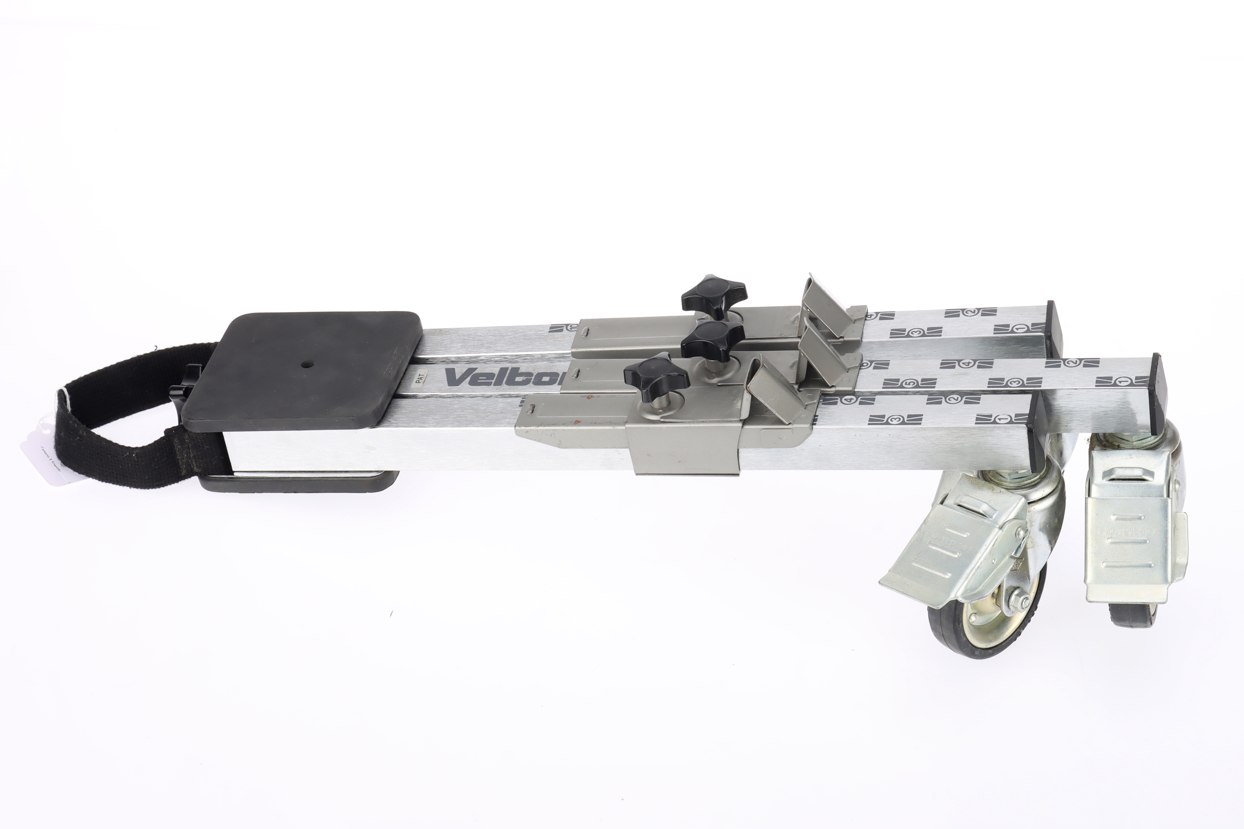Lot 917 - A Velbon DL-8 Heavyweight Folding Tripod
